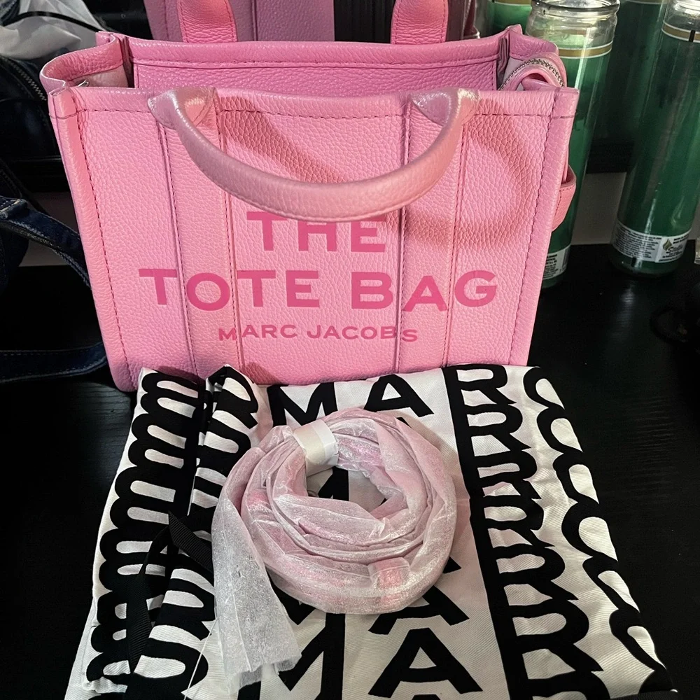 Marc Jacobs Pink Tote Bag - Picture 1 of 13
